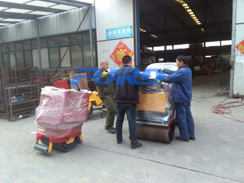 福瑞得機(jī)械座駕壓路機(jī)，手扶壓路機(jī)包裝發(fā)貨