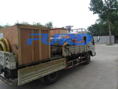 福瑞德機械小型灌縫機，手扶壓路機，灌縫膠及時發(fā)貨