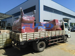 福瑞得機(jī)械手扶雙輪壓路機(jī)，座駕壓路機(jī)正式裝車發(fā)往客戶所在地