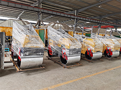 外貿(mào)出口澳大利亞的壓路機(jī)、工程照明車(chē)包裝發(fā)貨